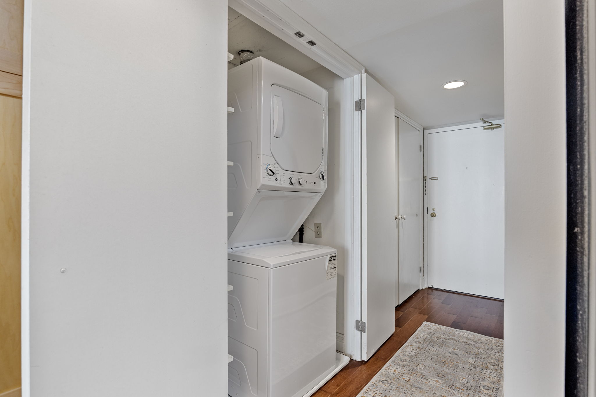 Toronto property showcase — delivered property photograph 22
