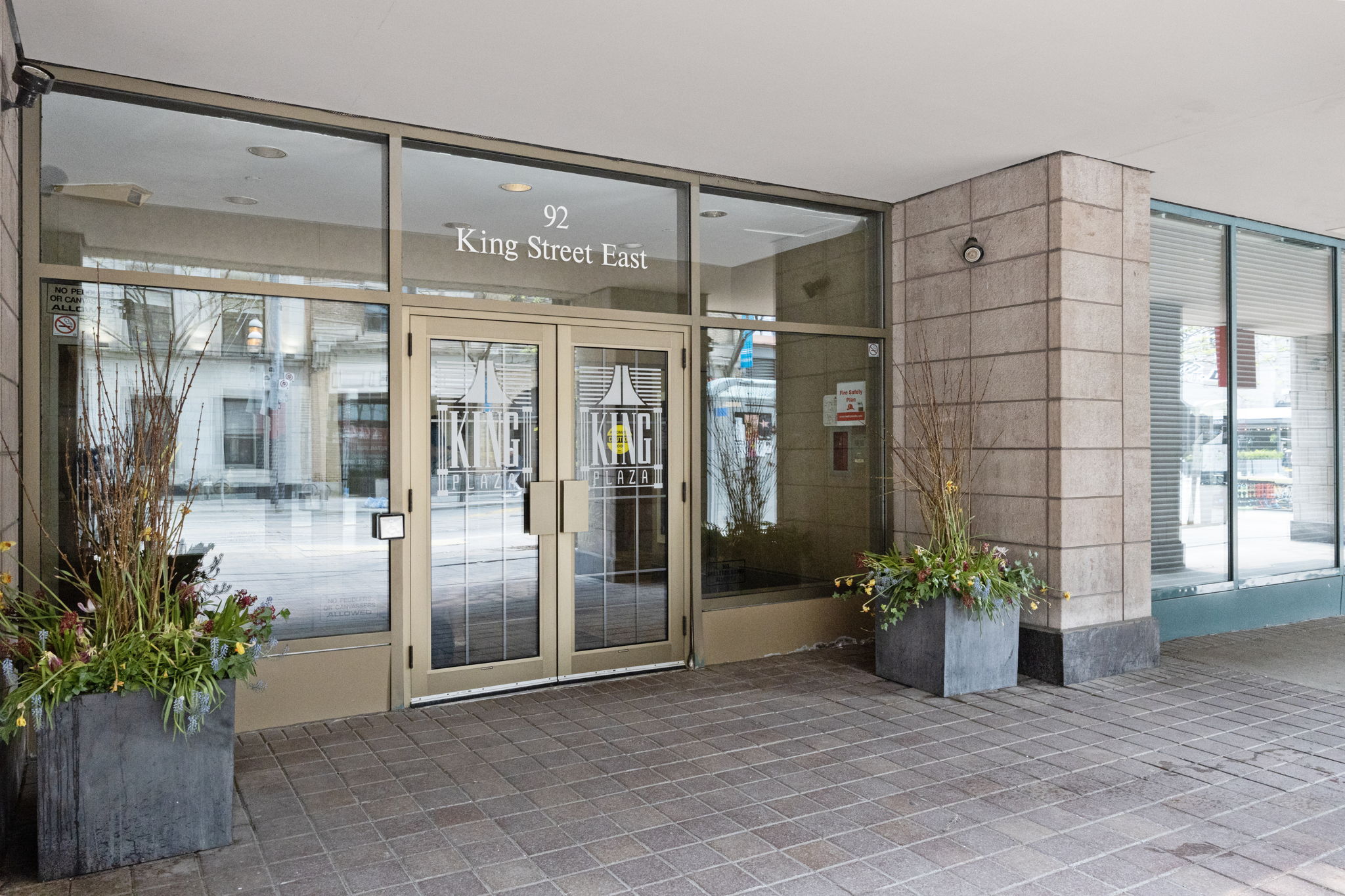 Toronto property showcase — delivered property photograph 24