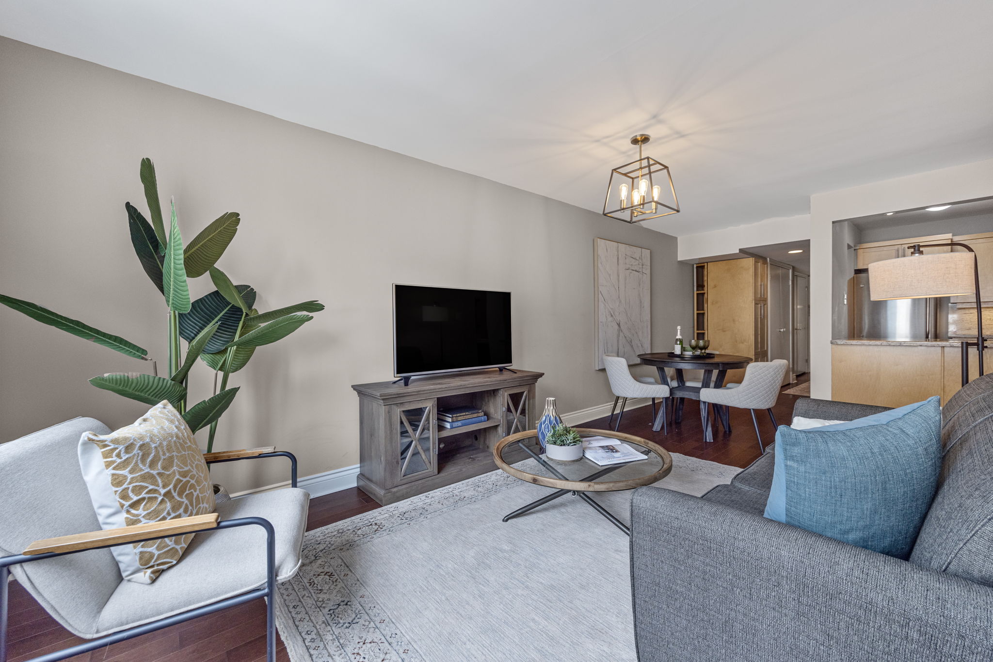 Toronto property showcase — delivered property photograph 3