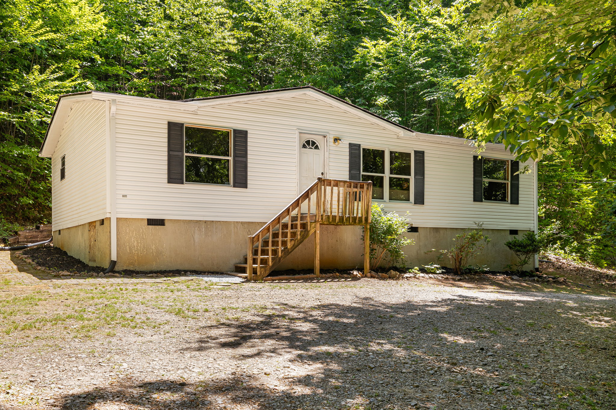 92 Long Ridge Rd, Candler, NC 28715, USA
