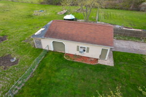  Photo 40
