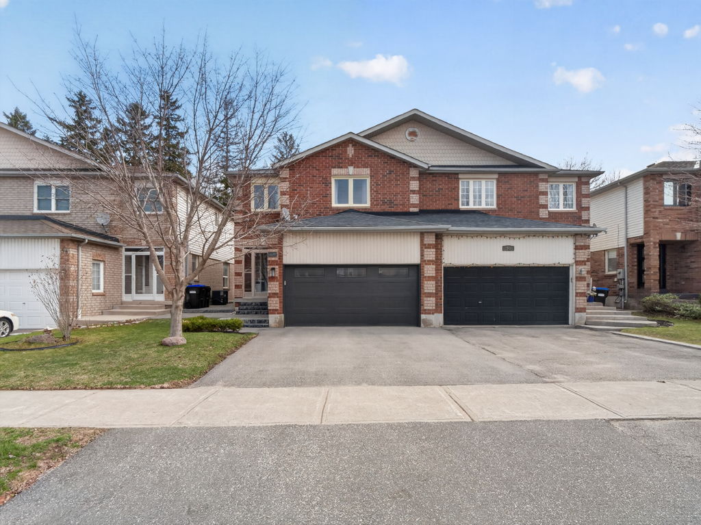 92 Noble Dr