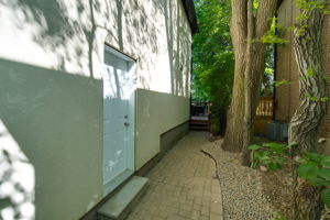  Photo 51