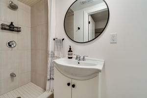  Photo 49
