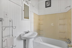  Photo 51