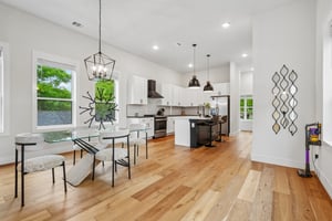 Muncie Ave-S0105-012.jpg