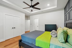 Muncie Ave-S0105-027.jpg