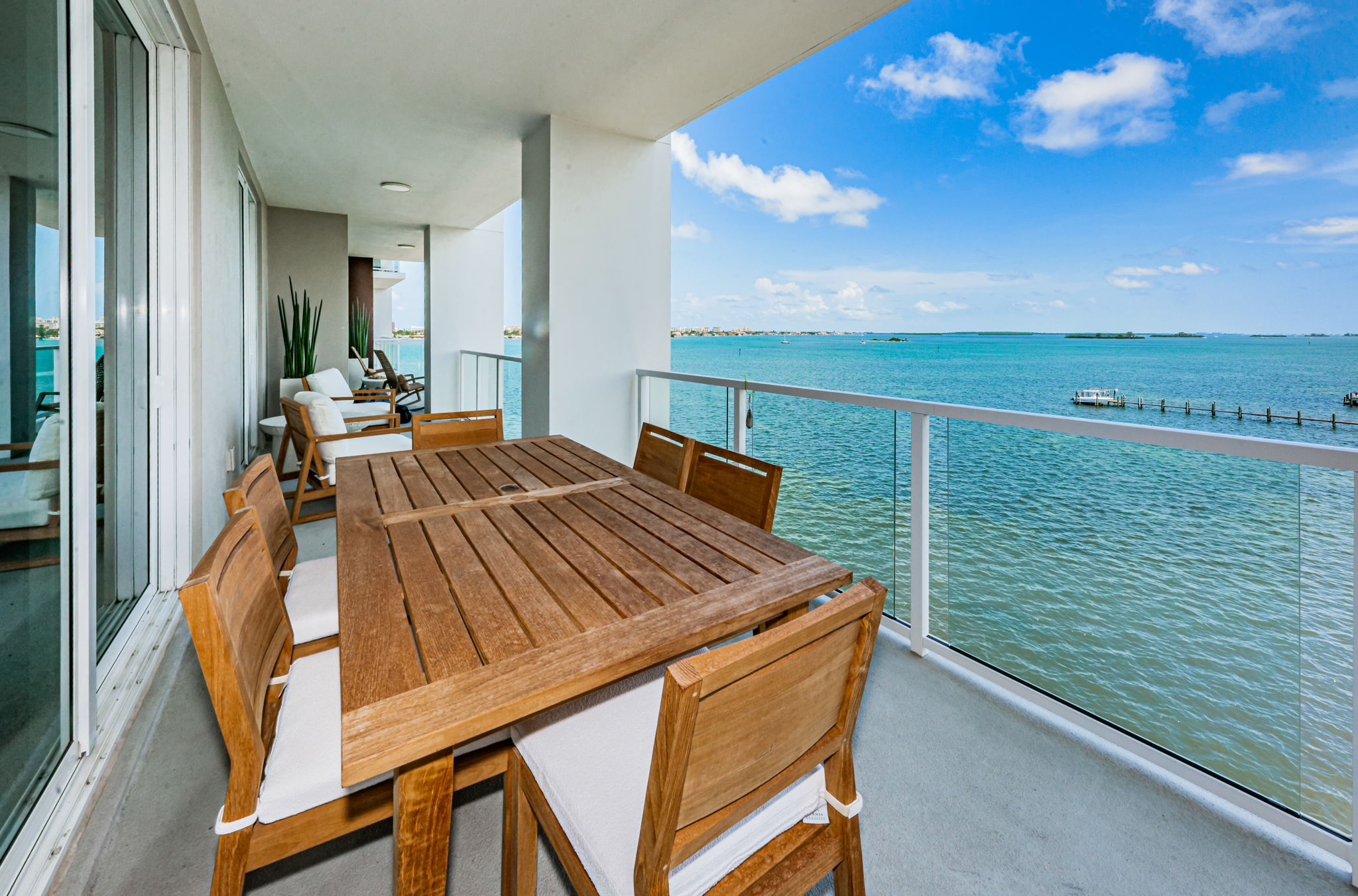 Living Room Balcony1
