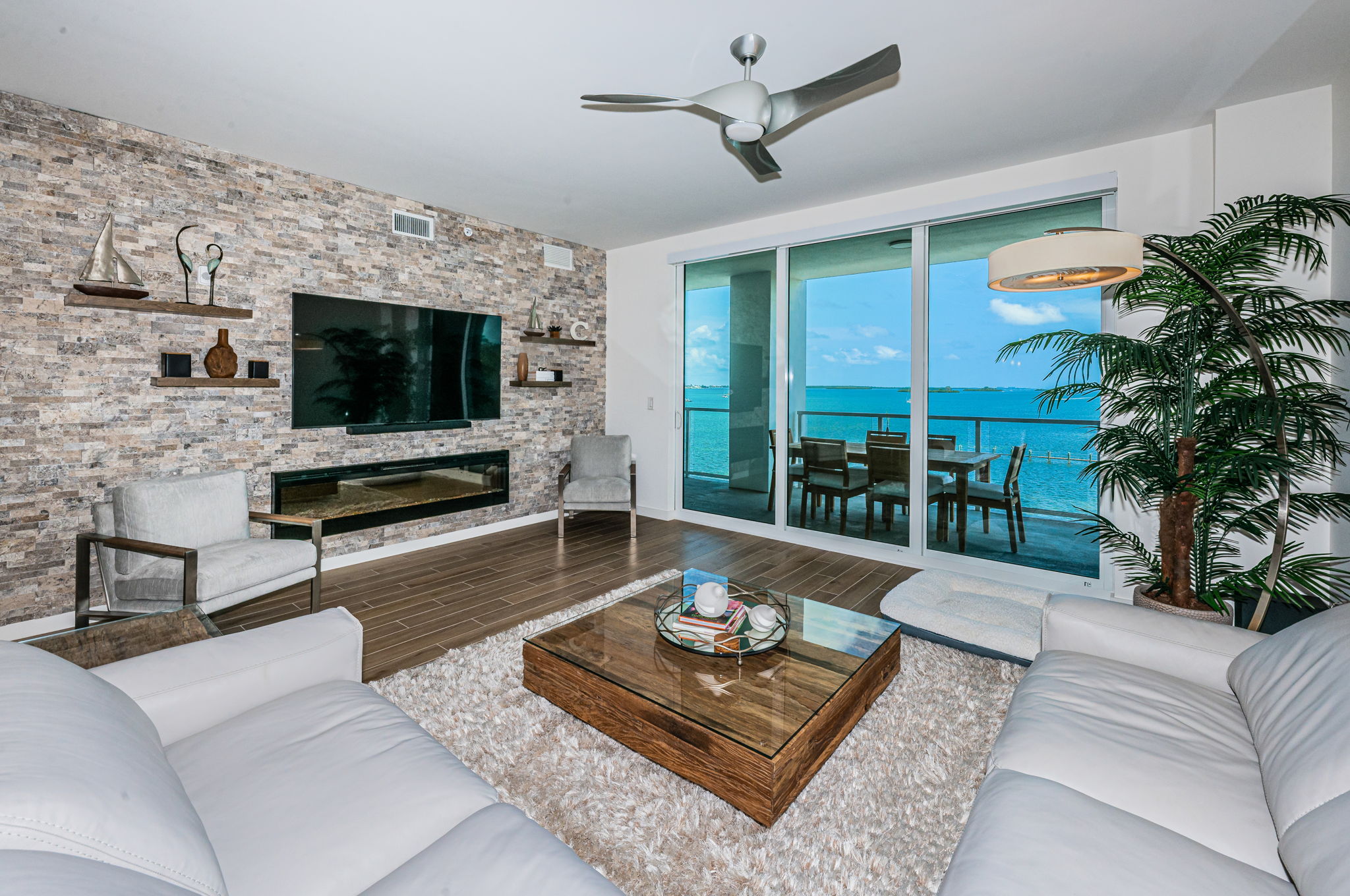 Living Room3-2