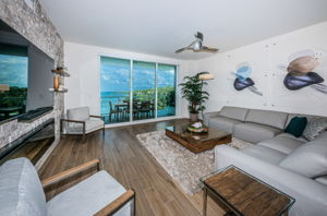 Living Room1-2