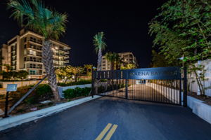 5-Gated Garage Entry20