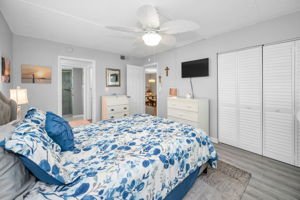 Master Bedroom1c