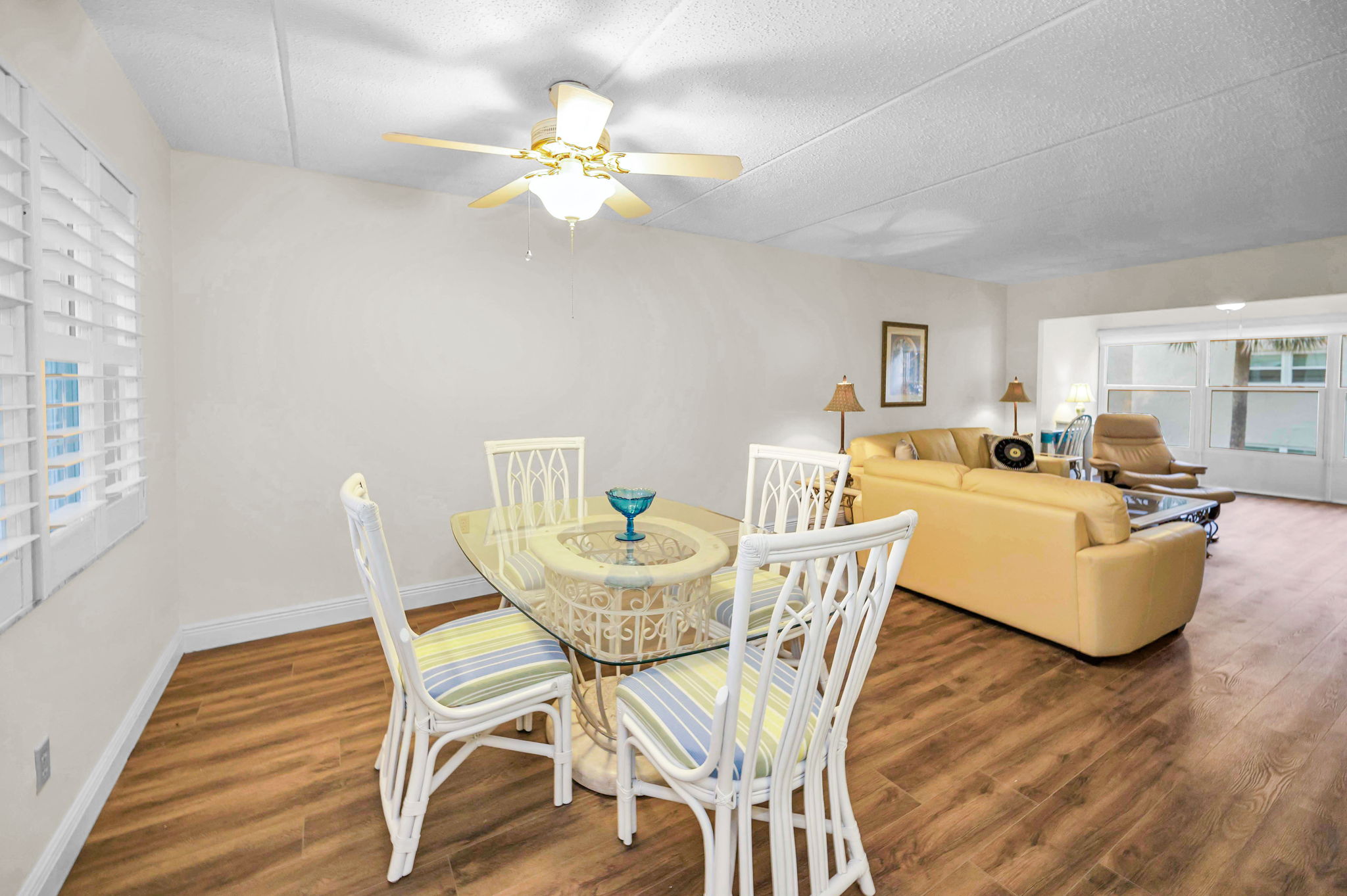 Dining Room3