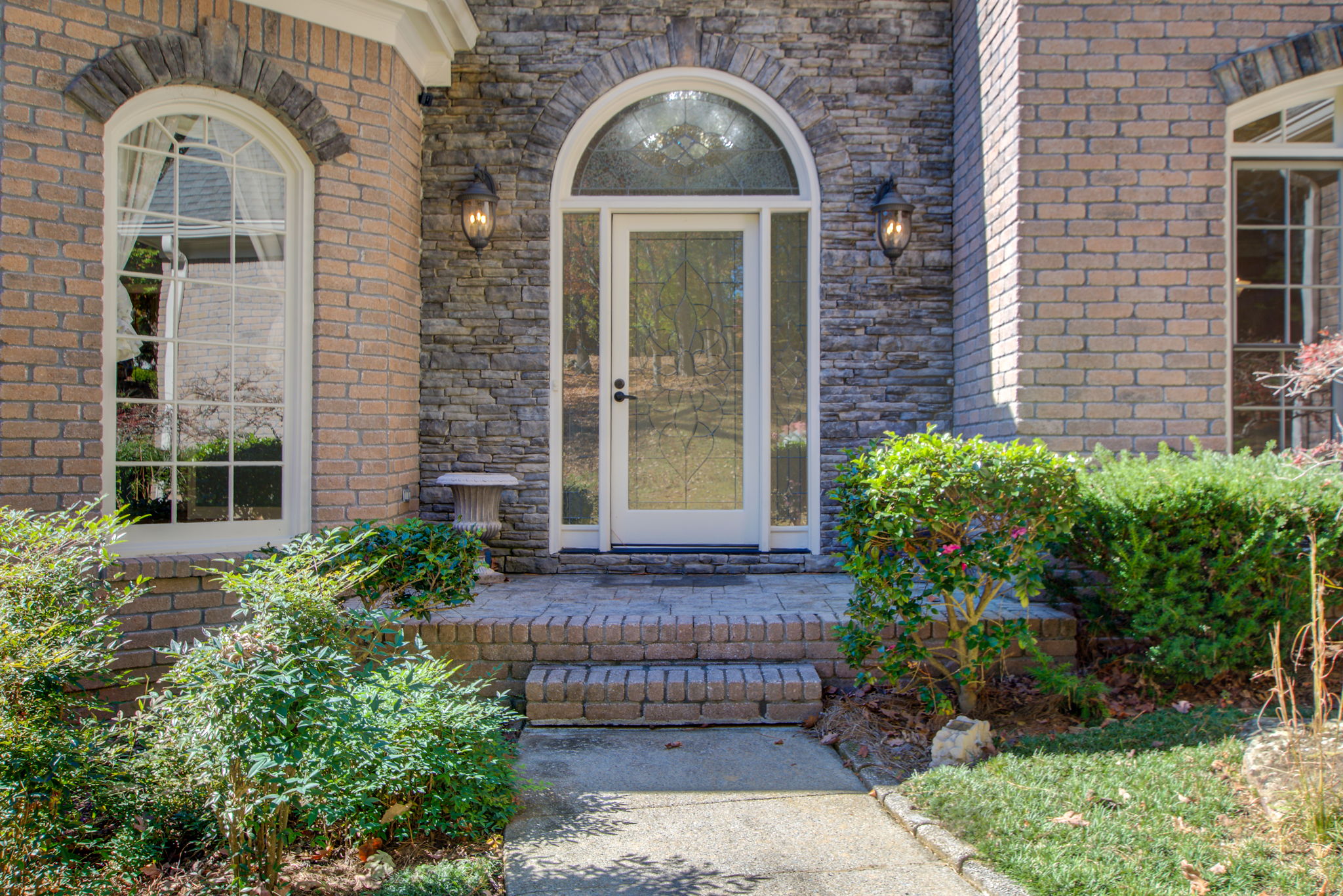 2 Ext Front Porch Entry Detail