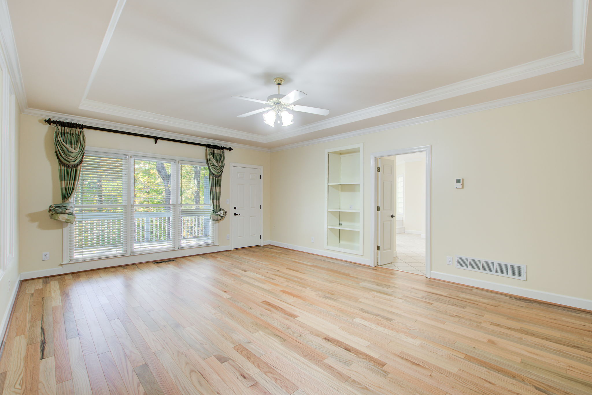 21 Main BR B w En Suite