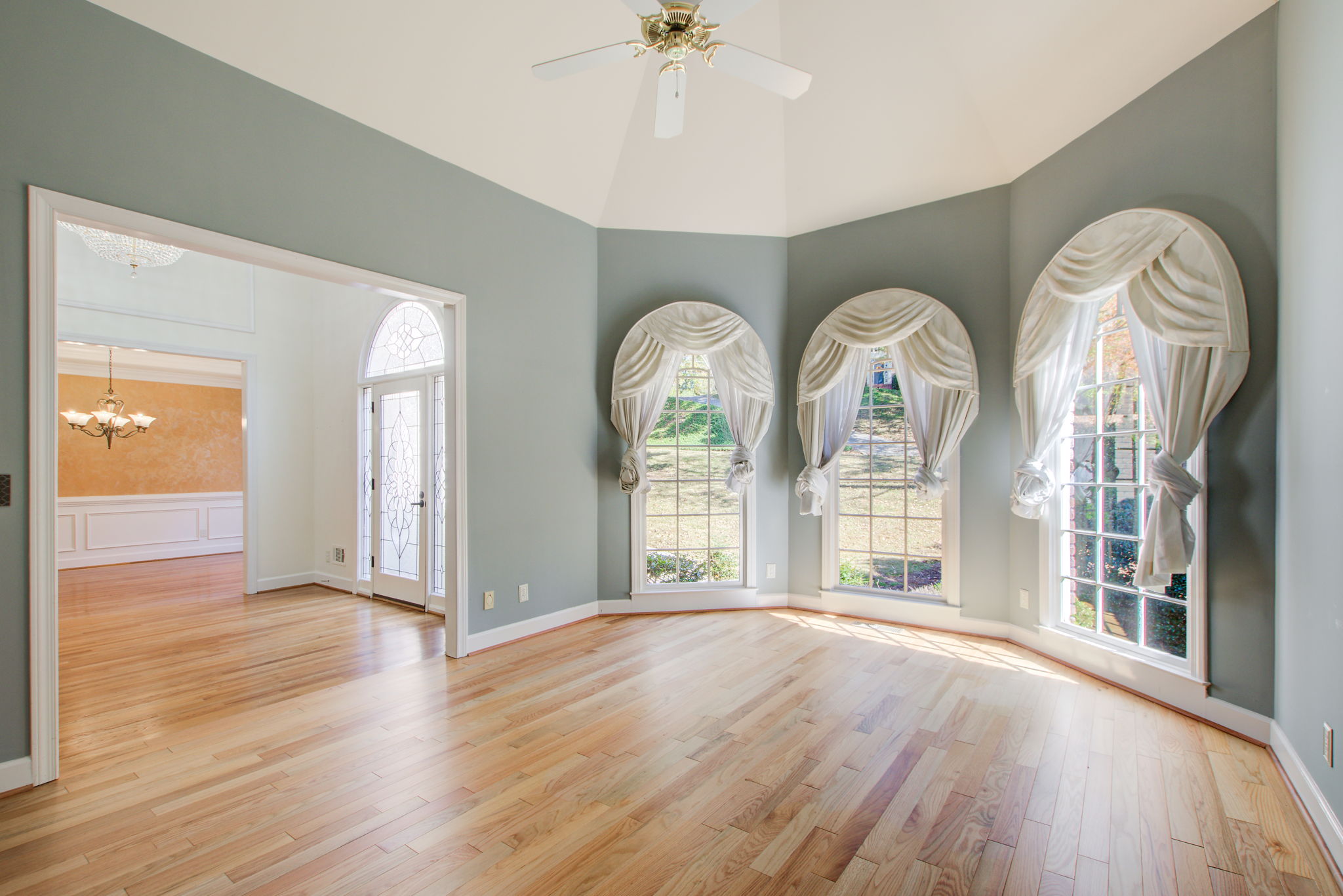 36 Formal Living Room B