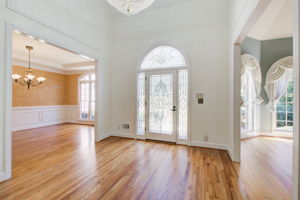 3 Entryway w Dining + FLR