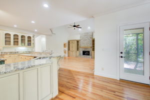 11 Breakfast Area w LR + Sunporch Access
