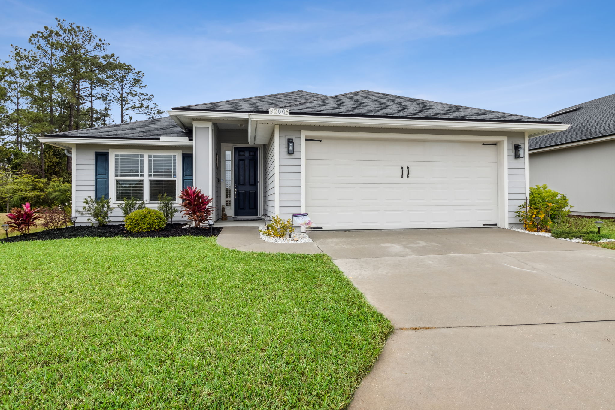 Welcome to 92006 Woodlawn Dr
