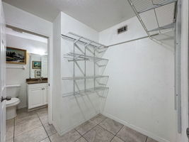  Photo 51