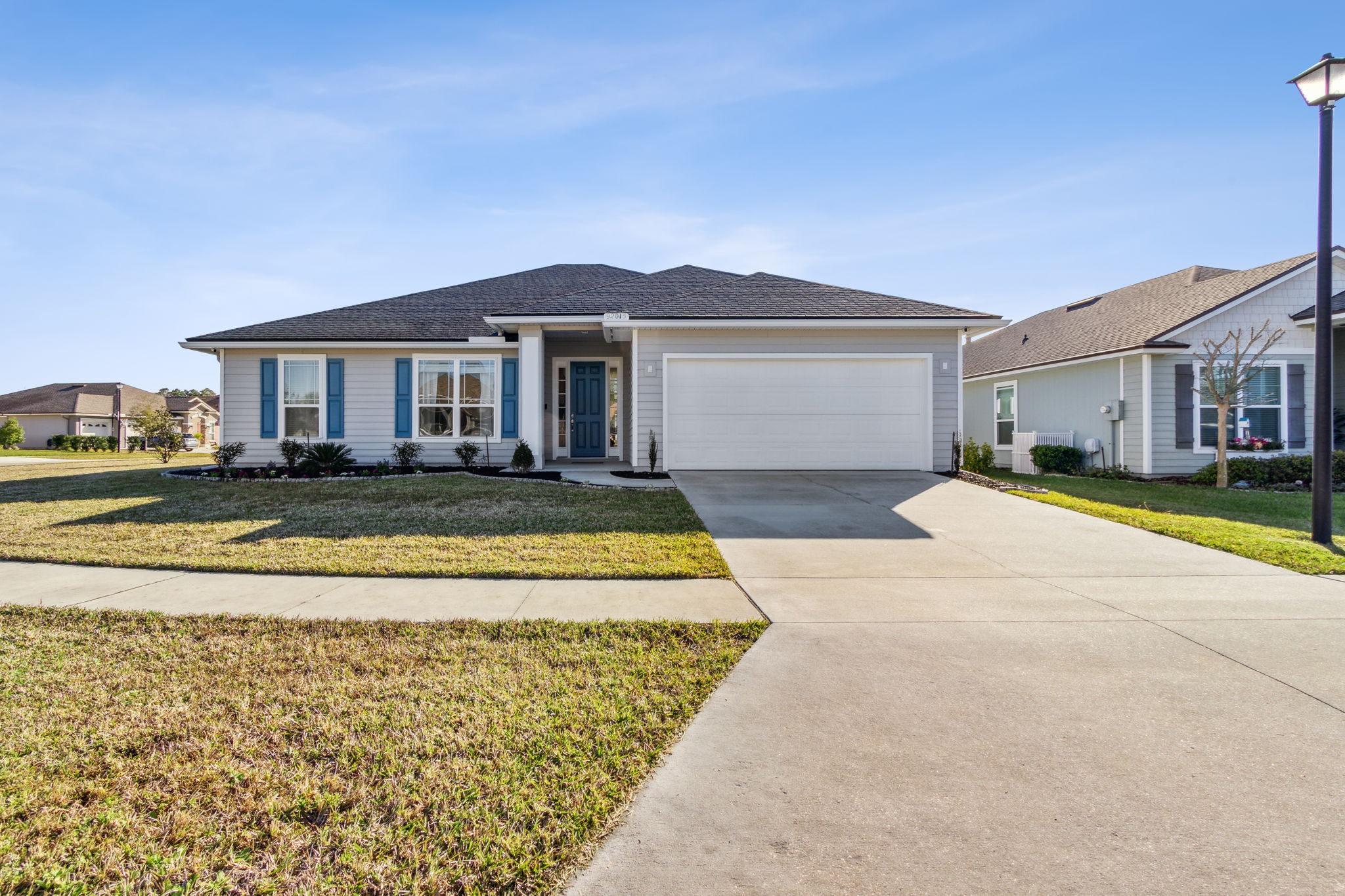 Welcome to 92015 Woodlawn Dr