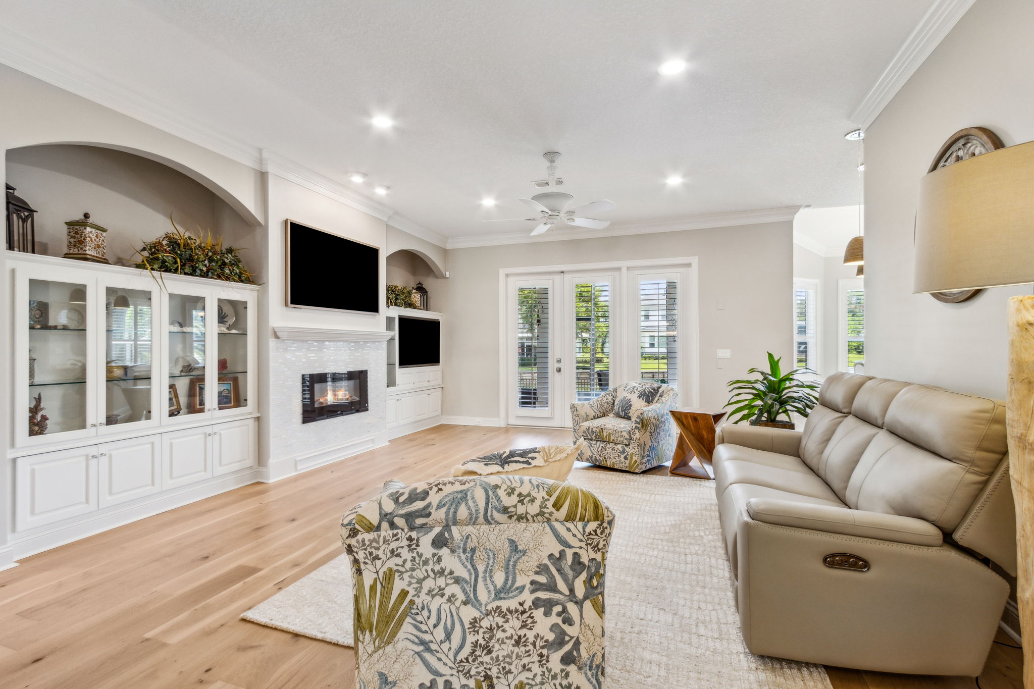 Great Room with Fireplace