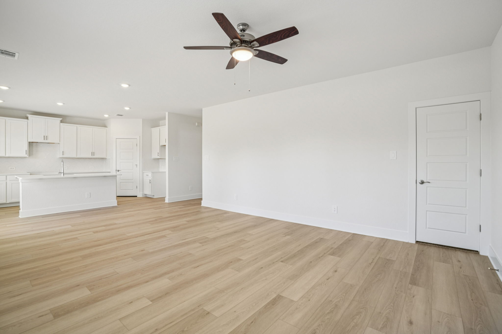 San Antonio -  Carmel Ranch-9204 Carmel Vw Schertz TX 78154-008