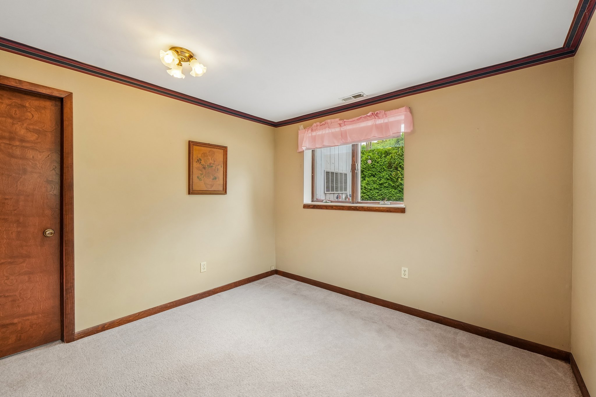 9205 Bemis Rd-S2309-024.jpg