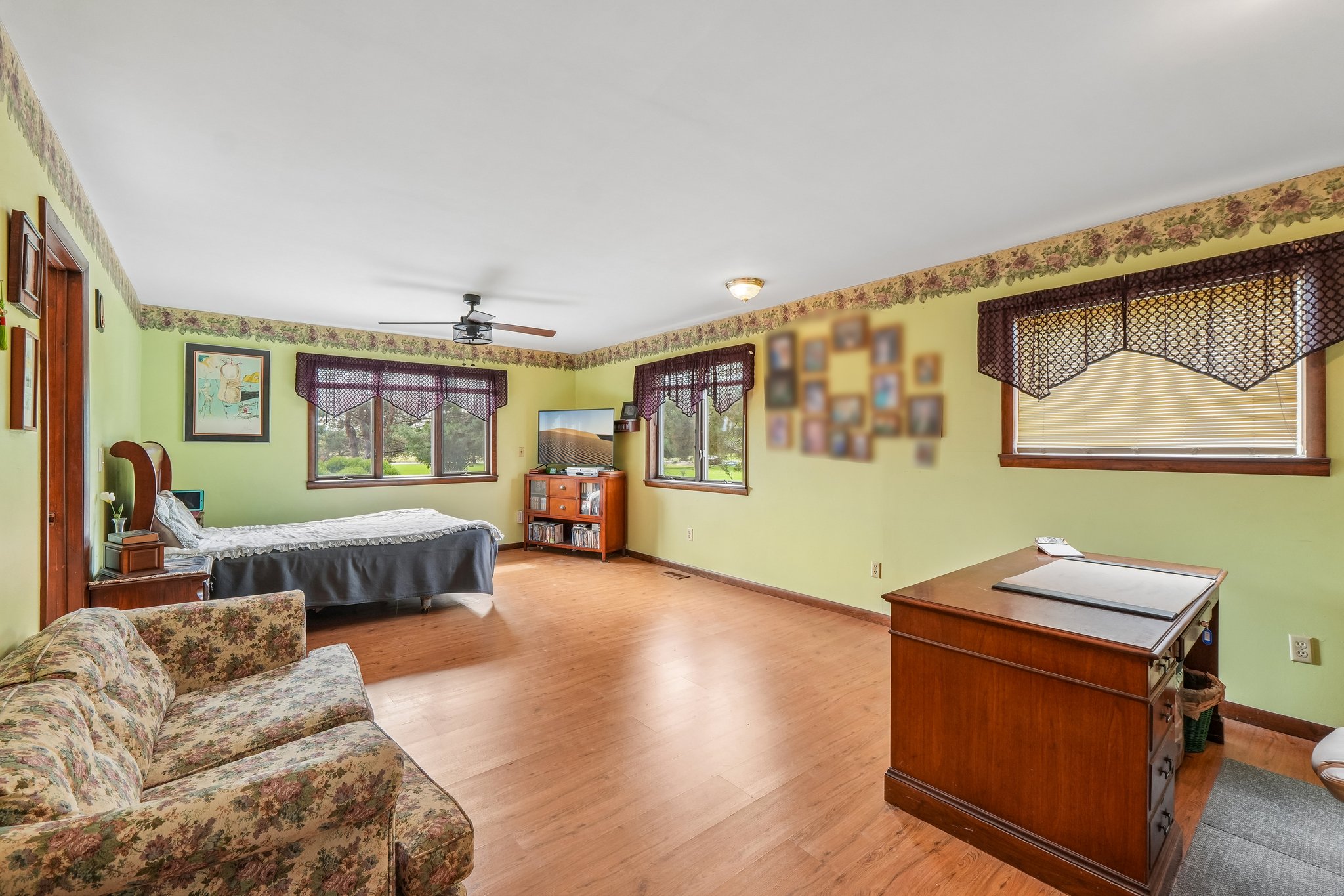 9205 Bemis Rd-S2309-032.jpg