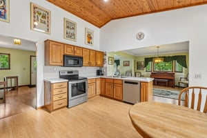 9205 Bemis Rd-S2309-011.jpg