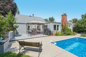 Lynwood Dr-S2207-045.jpg