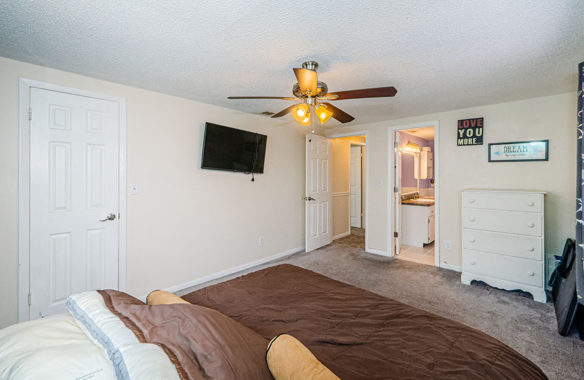 Primary Bedroom 1C-2
