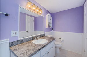 Primary Bathroom 1B-2