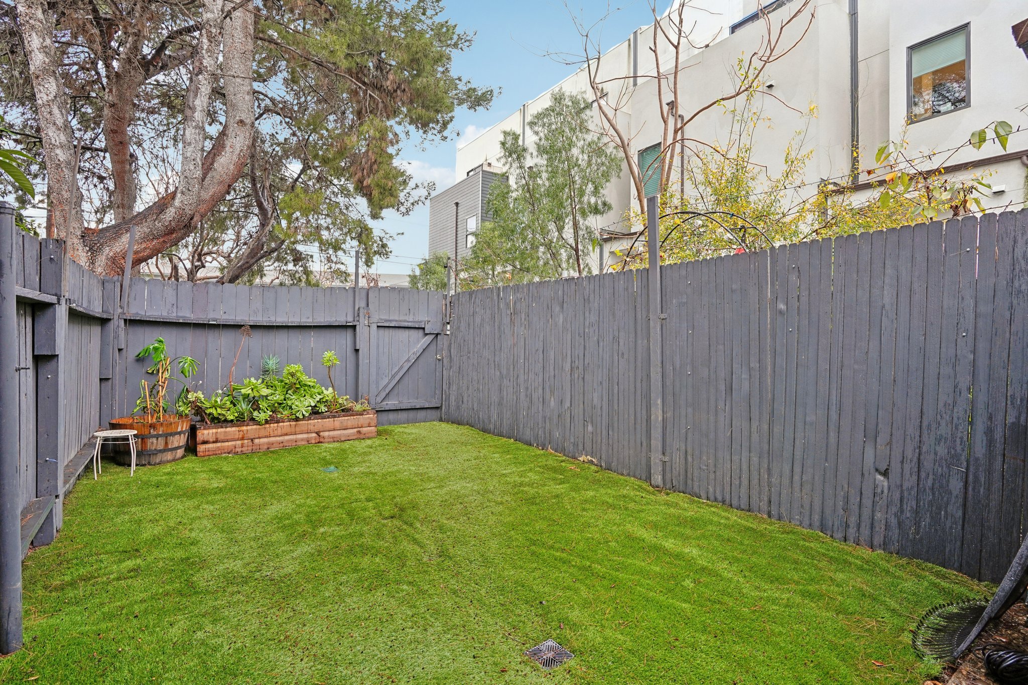 National Blvd-S0301-021.jpg