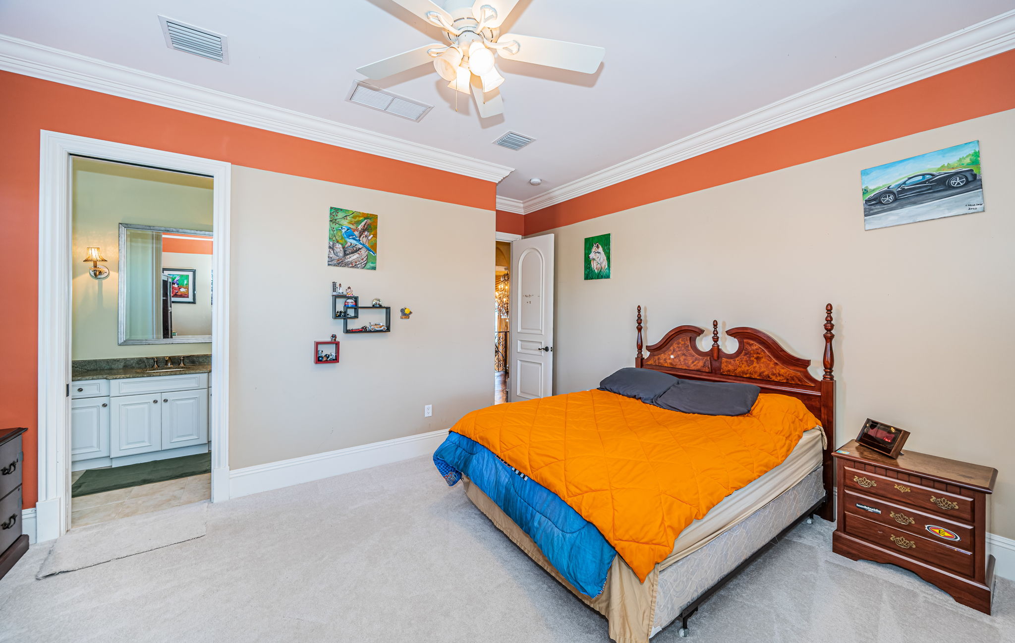 Upper Level Guest Bedroom4a