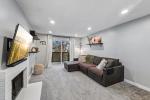 130th St H201-S2504-003.jpg