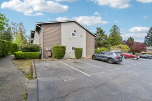 130th St H201-S2504-025.jpg