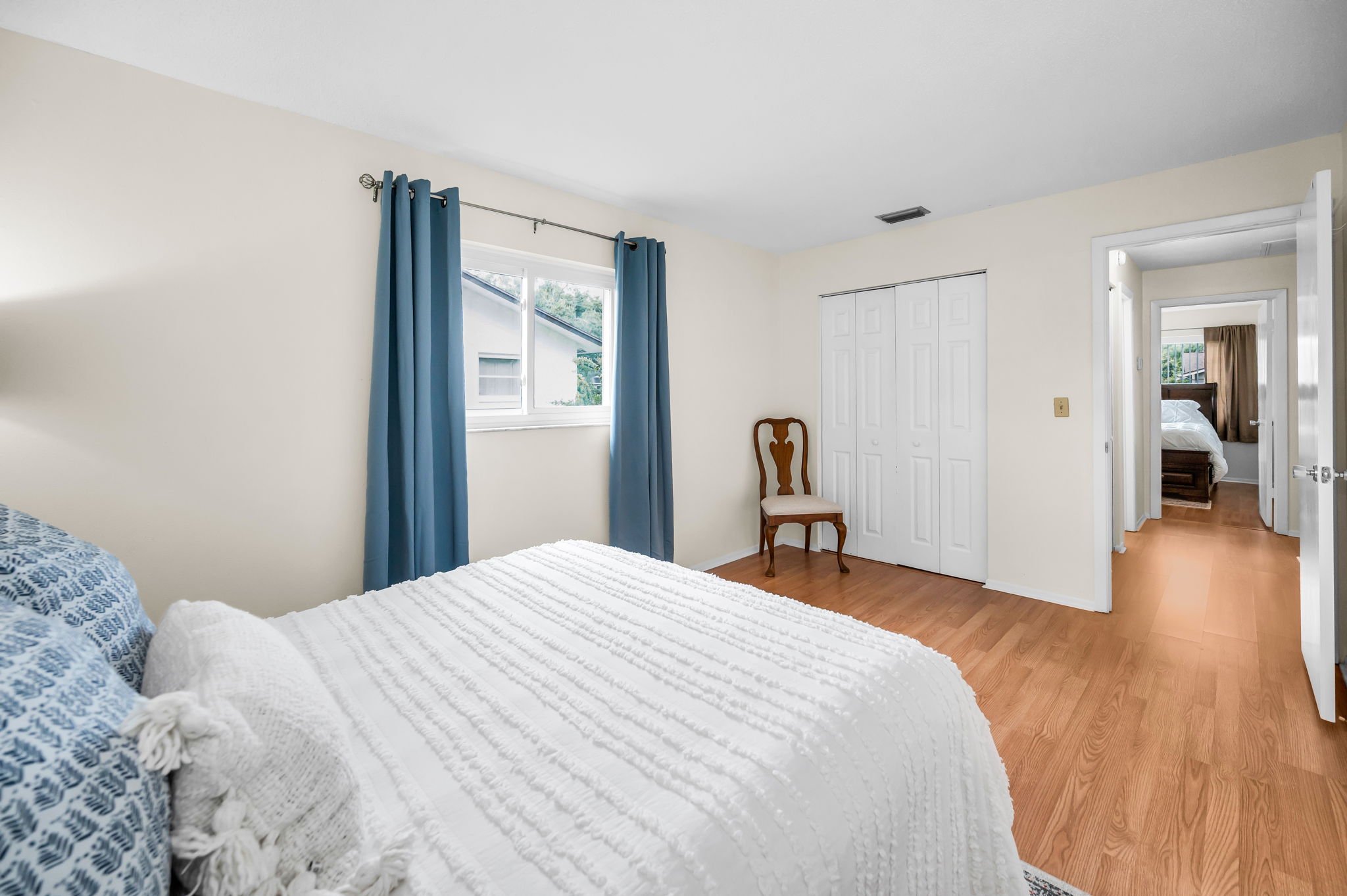 Bedroom1b