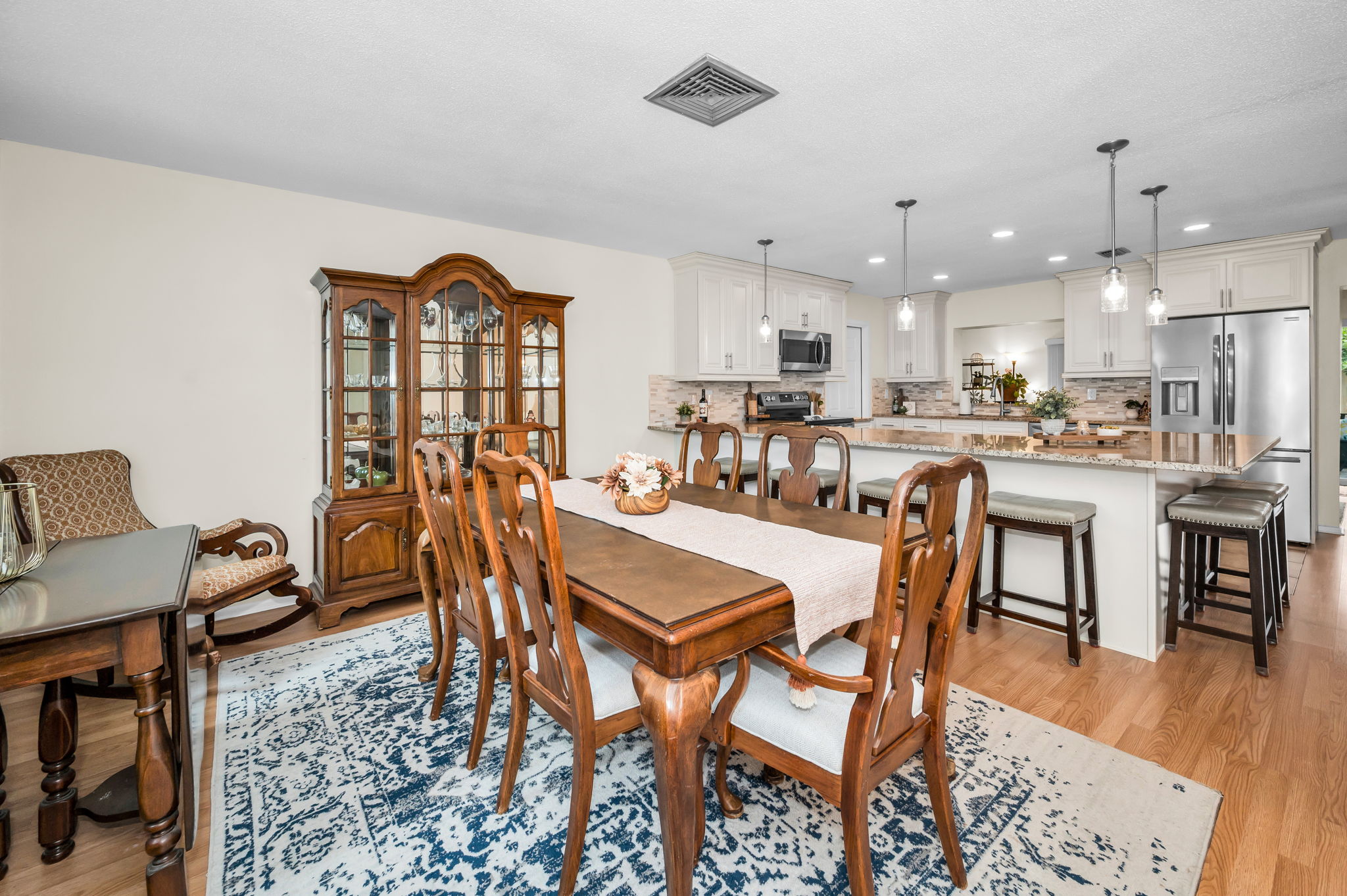 Dining Room3