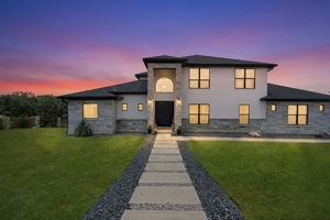  Photo 0