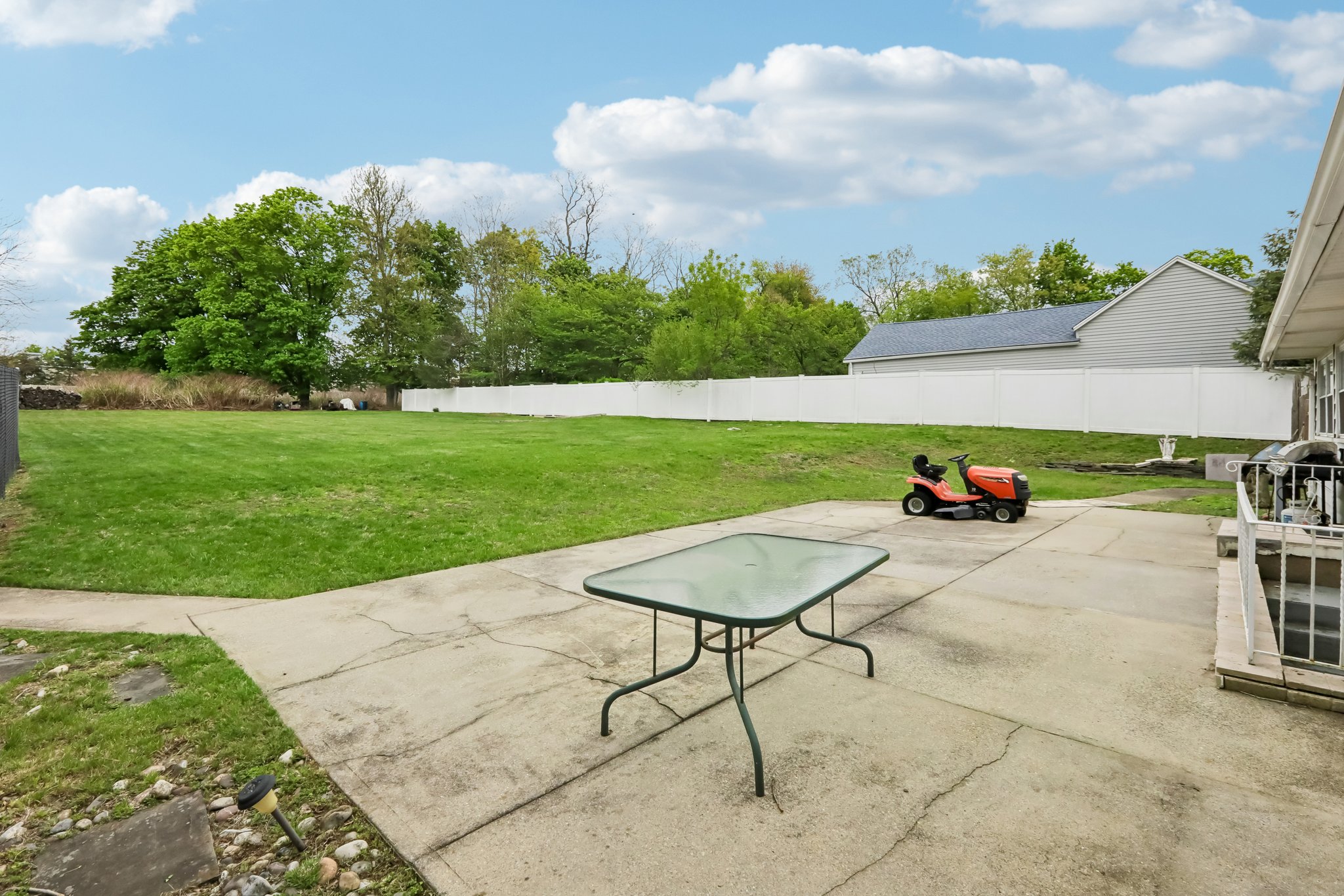 Linwood Ave-S2904-067.jpg