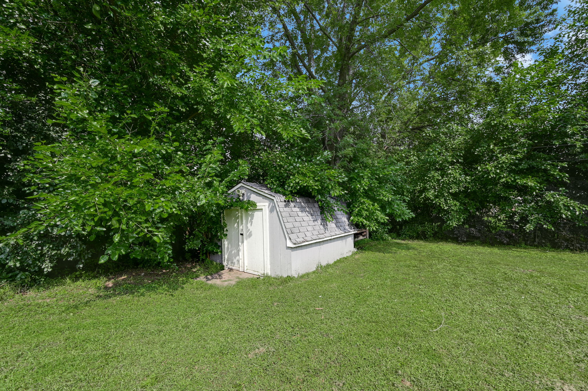  Photo 26