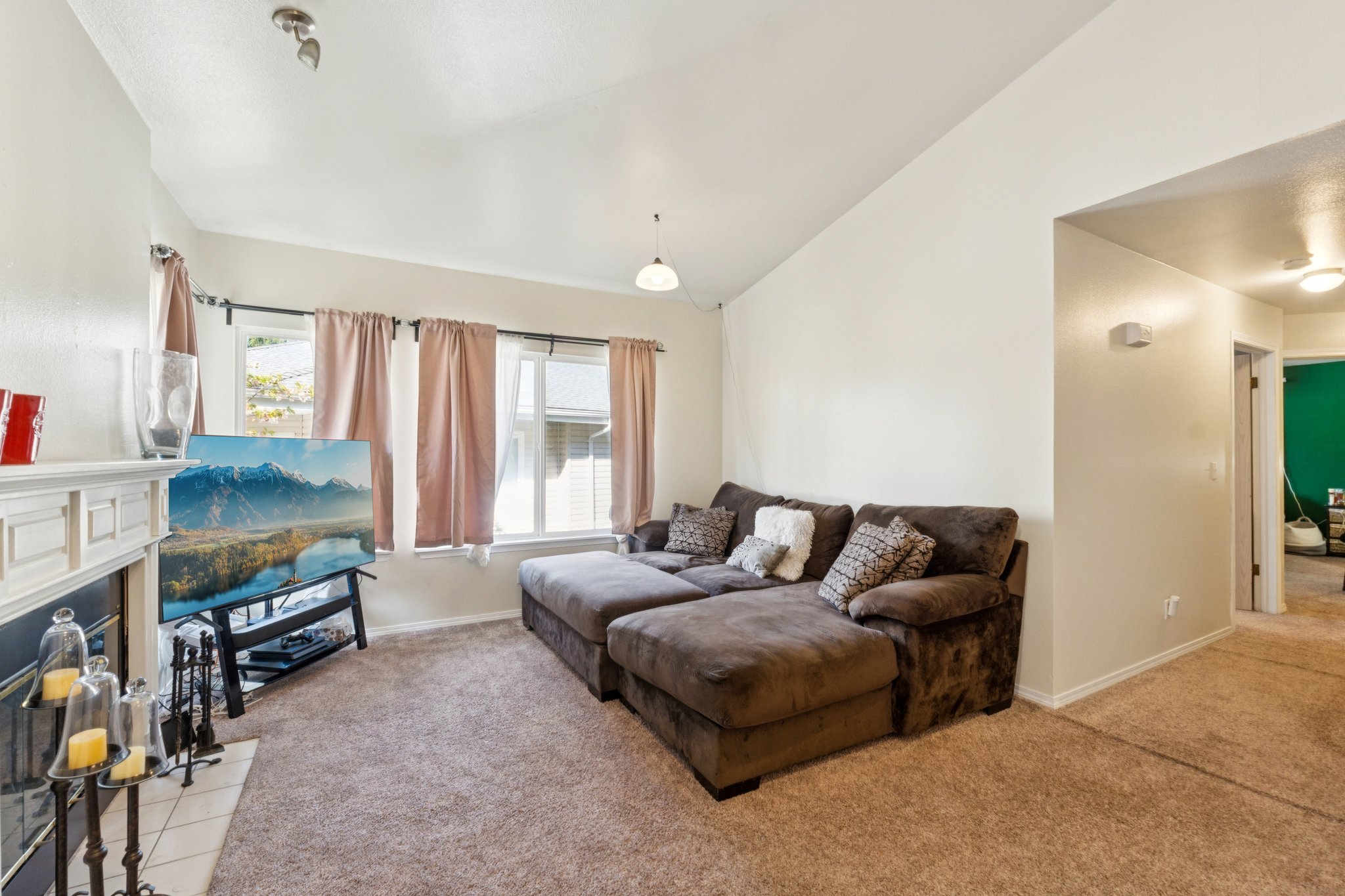 Market Pl H201-S1704-005.jpg