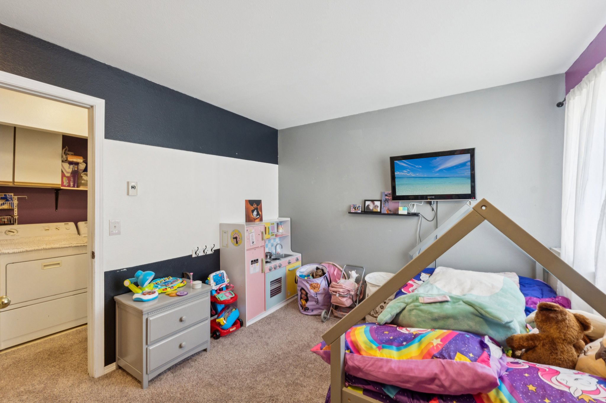 Market Pl H201-S1704-015.jpg