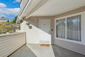 Market Pl H201-S1704-003.jpg