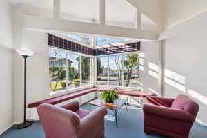 Market Pl H201-1704-904.jpg