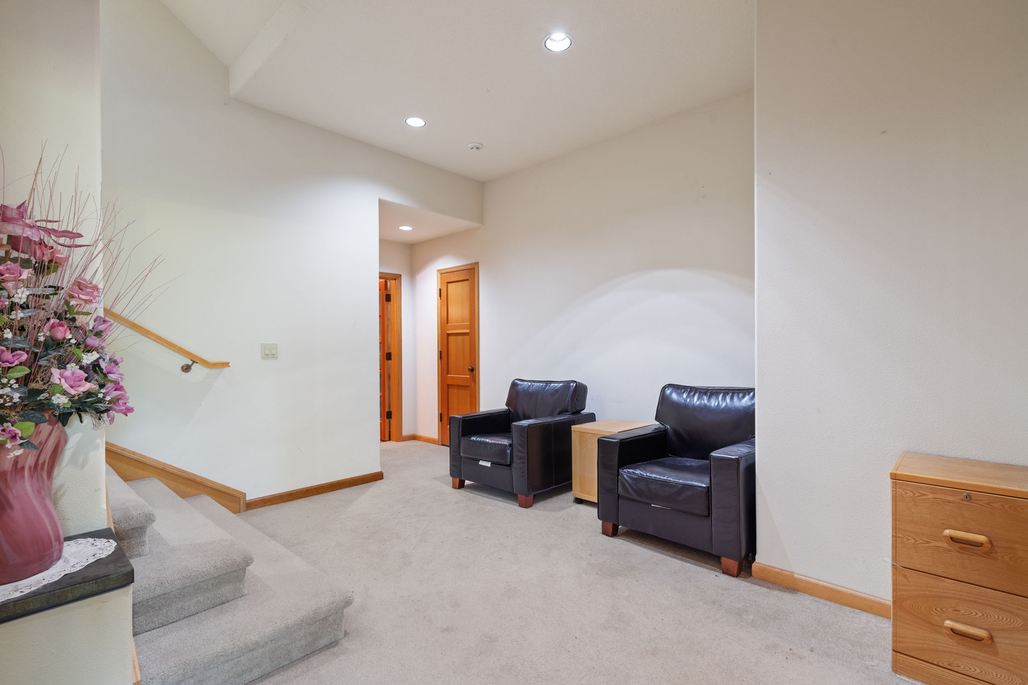  Photo 69