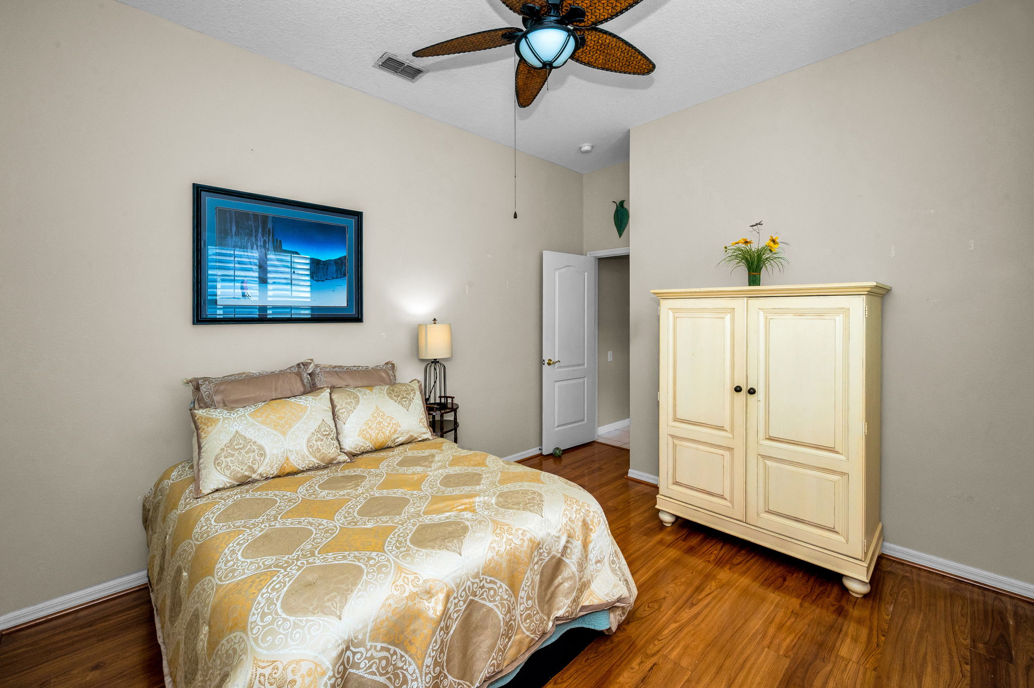 Bedroom2a