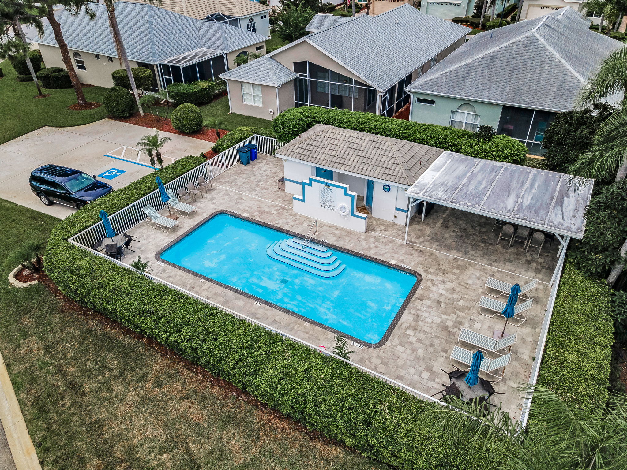 Pool12