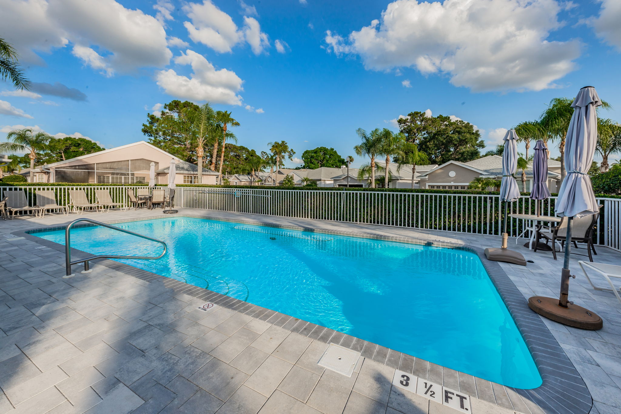 Pool1